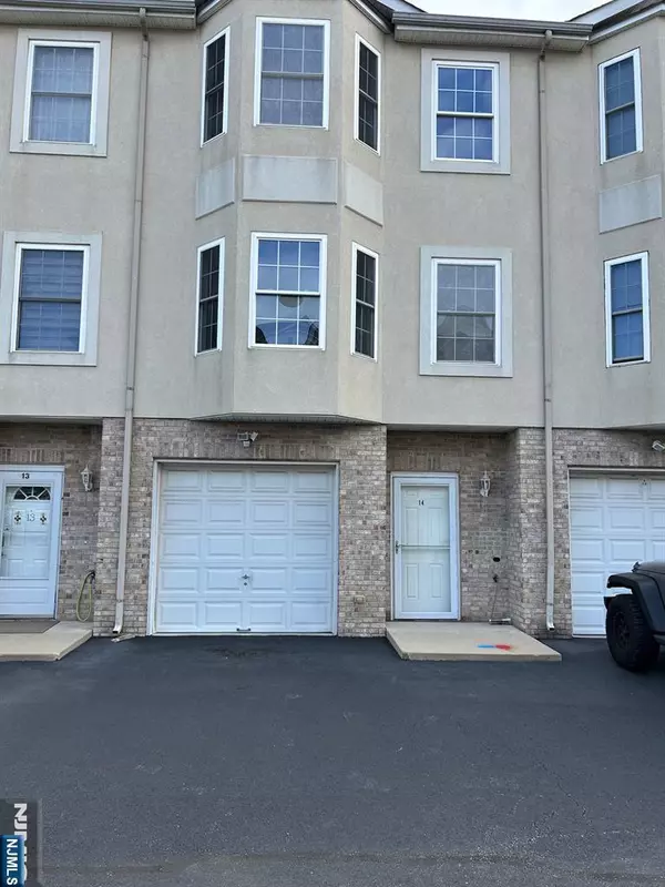 66 Terhune AVE #14, Lodi, NJ 07644