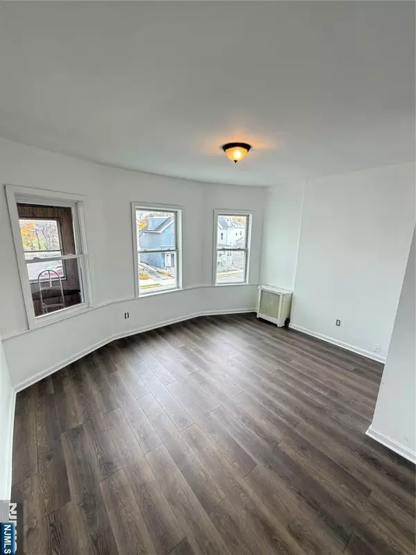 East Orange, NJ 07018,99 Steuben ST #2nd floor