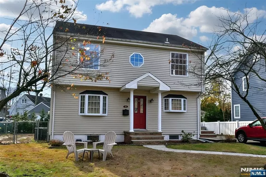 660 Arcadia RD, Ridgewood, NJ 07450