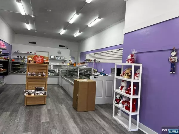 Hawthorne, NJ 07506,580 Lafayette AVE