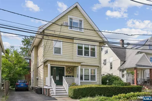 Bloomfield, NJ 07003,16 Henry ST #3