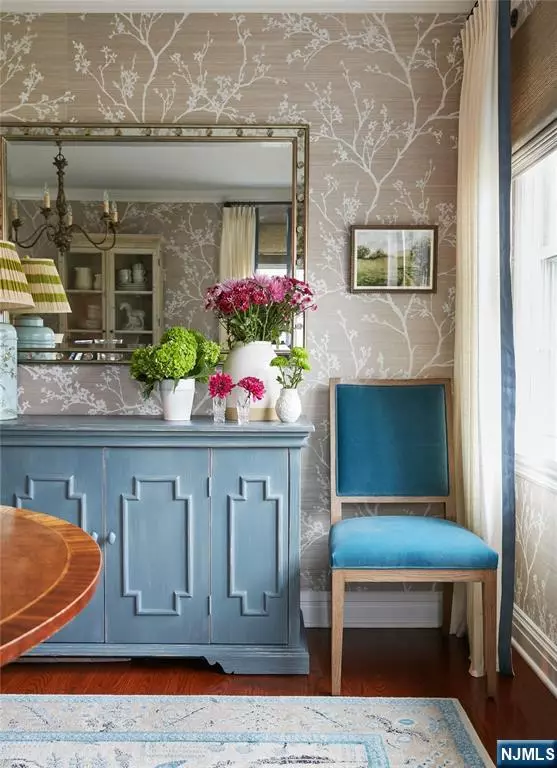 Tenafly, NJ 07670,8 Howard Park DR