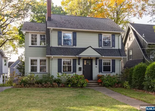 36 Clarendon PL, Bloomfield, NJ 07003
