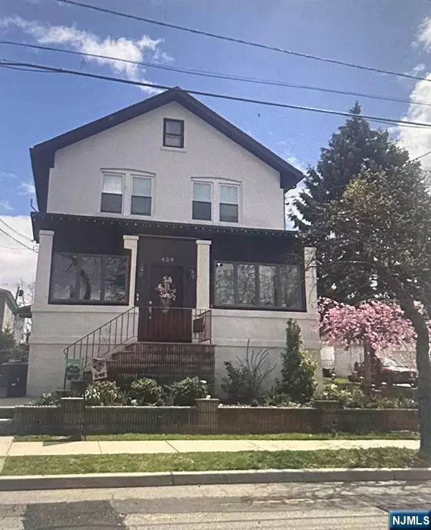 Carlstadt, NJ 07072,439 Jefferson ST