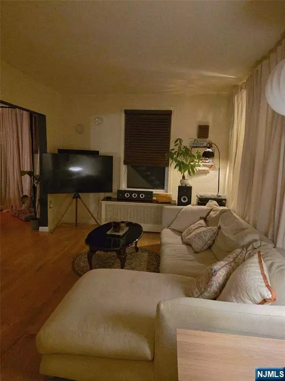 Clifton, NJ 07013,56 Gould ST