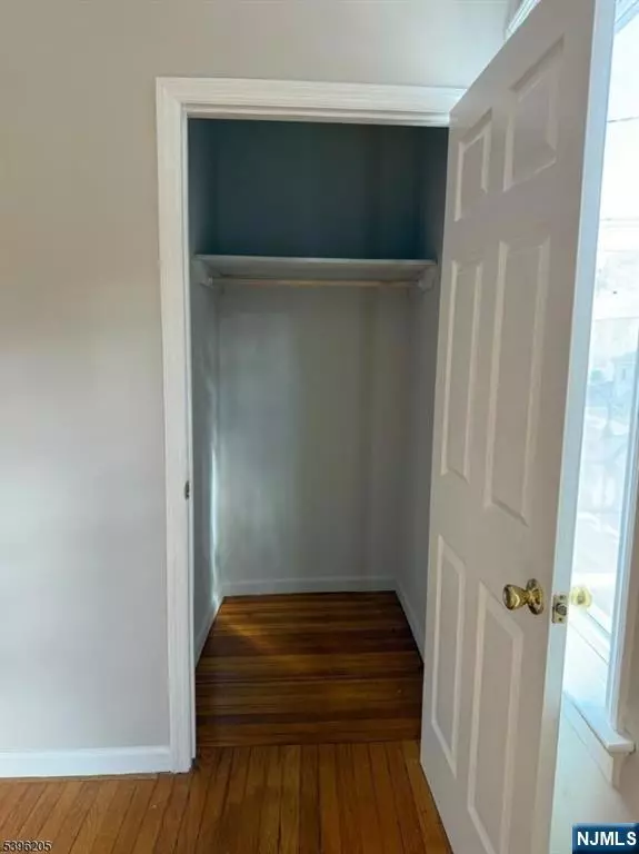 Nutley, NJ 07110,507 Bloomfield AVE #2