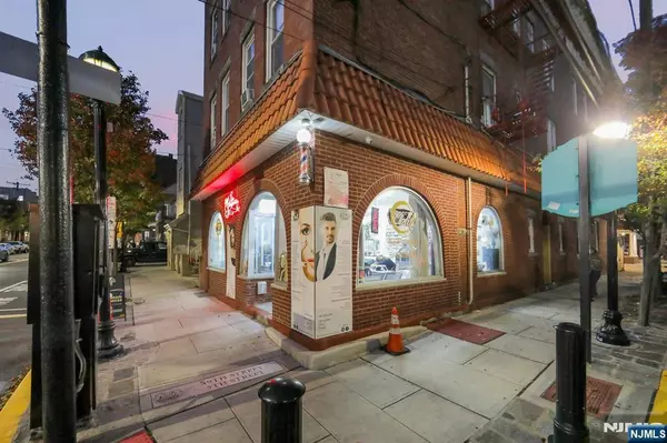 300 49th ST, Union City, NJ 07087