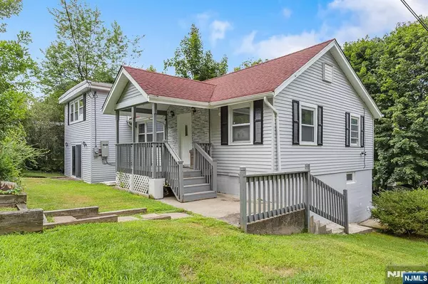 67 Nolans PT, Jefferson Township, NJ 07849