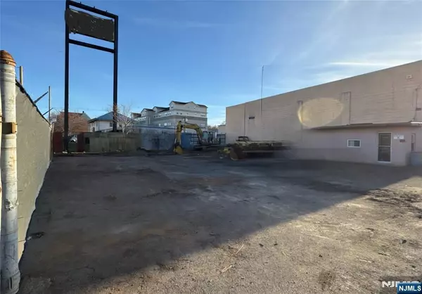 Haledon, NJ 07508,227 Belmont AVE