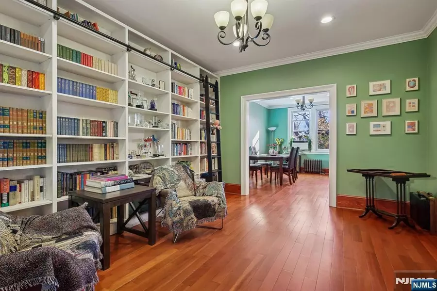 2014 New York AVE, Union City, NJ 07087