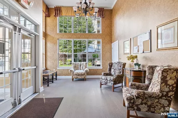 Elmwood Park, NJ 07407,134 Cory LN #134