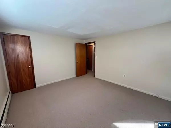 Woodland Park, NJ 07424,30 Garden AVE