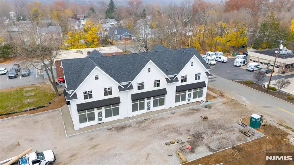 445 Ramapo Valley RD #3, Oakland, NJ 07436