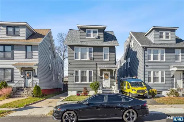 129 Brookwood ST, East Orange, NJ 07018