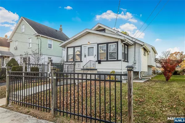 Plainfield, NJ 07062,1123-1125 3rd ST