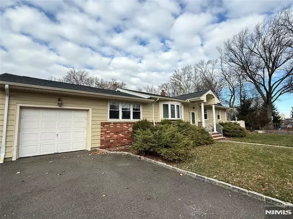 Nutley, NJ 07110,47 Funston PL