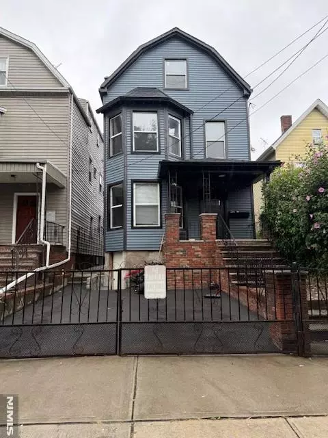 318 N 7th ST, Newark, NJ 07107