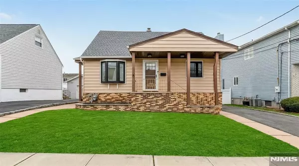 Lyndhurst, NJ 07071,348 Wilson AVE