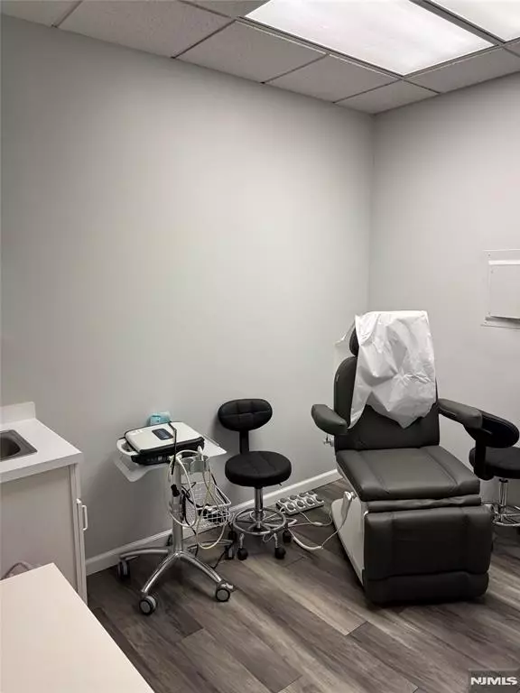 Rutherford, NJ 07070,47 Orient