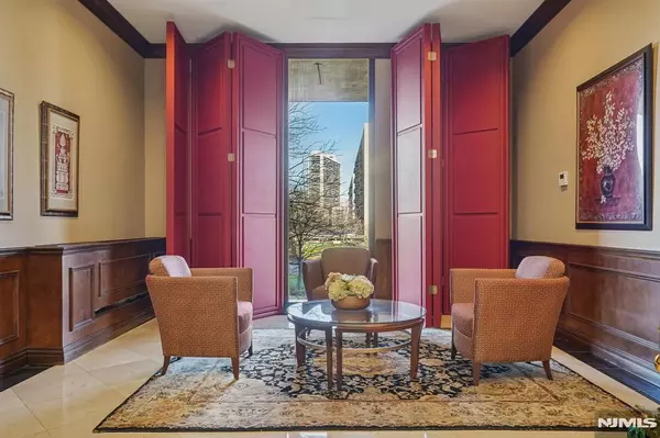 Fort Lee, NJ 07024,5 Horizon RD #2909