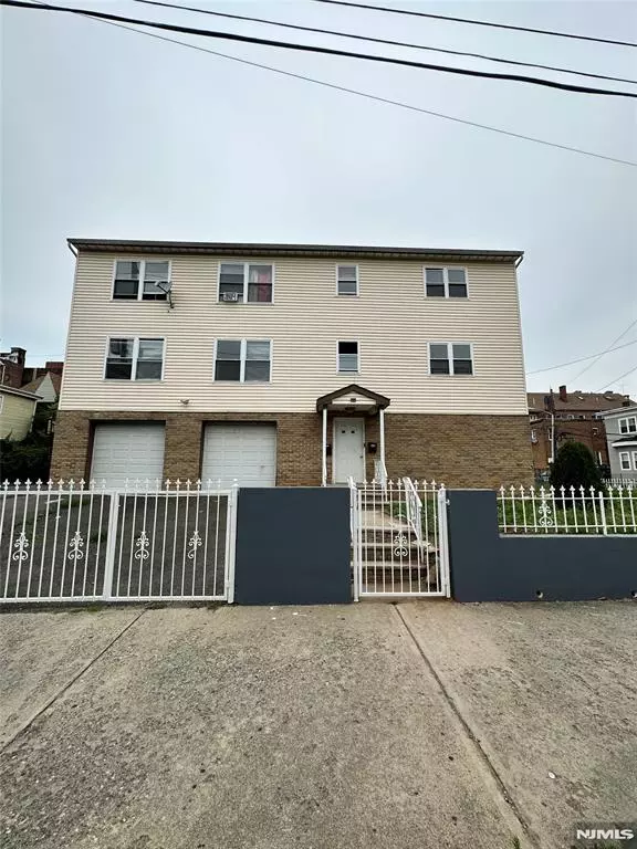 172-174 Carroll ST #3, Paterson, NJ 07501