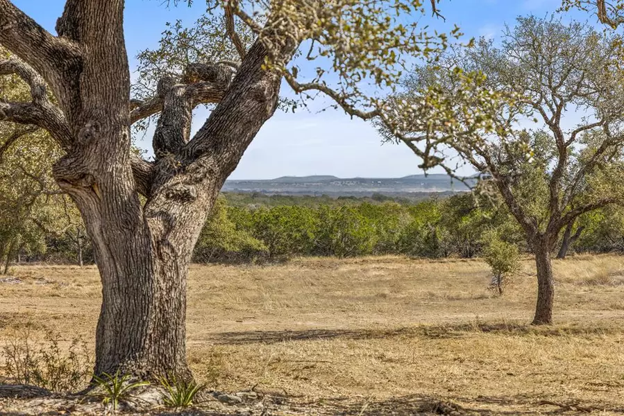 749 Becker Rd, Johnson City, TX 78636