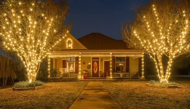 303 Austin St, Fredericksburg, TX 78624