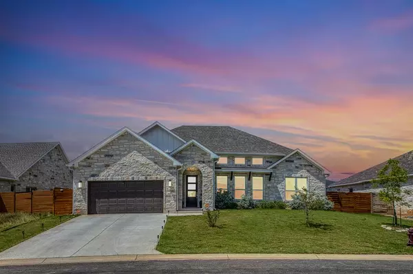 110 Madrona Lane, Fredericksburg, TX 78624