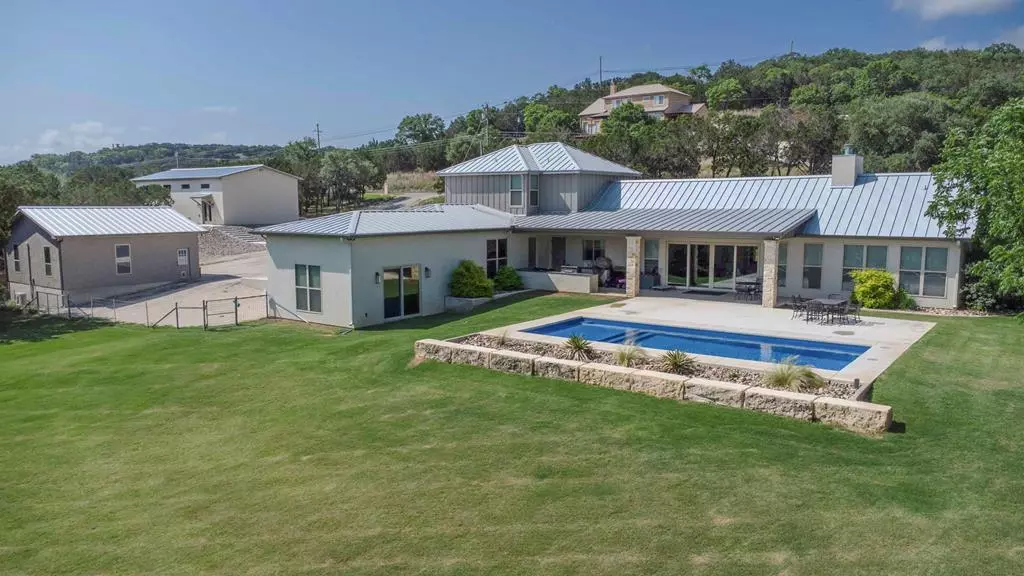491 Stablewood Dr, Kerrville, TX 78028