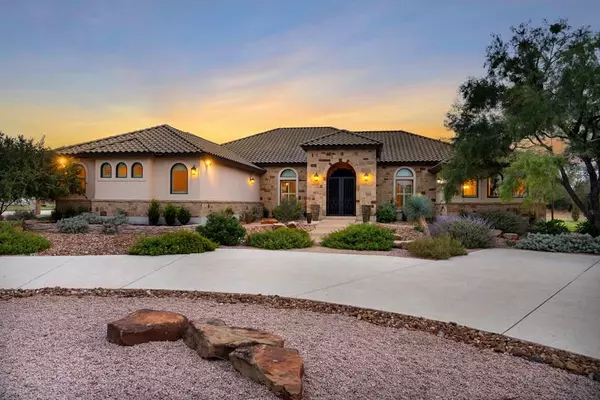 10927 FM 2146, Jourdanton, TX 78026