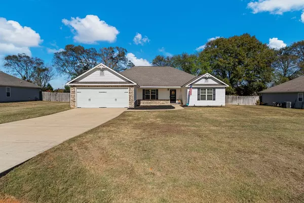 Fort Mitchell, AL 36856,8 Silver Eagle Court