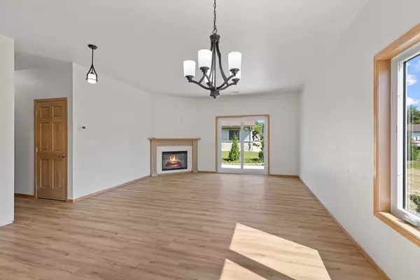 105 N 15th Dr, Sturgeon Bay, WI 54235