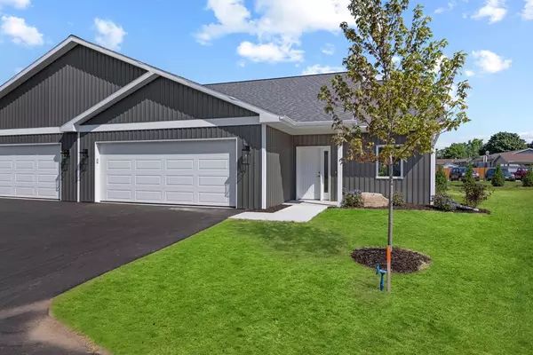 127 N 15th Dr, Sturgeon Bay, WI 54235