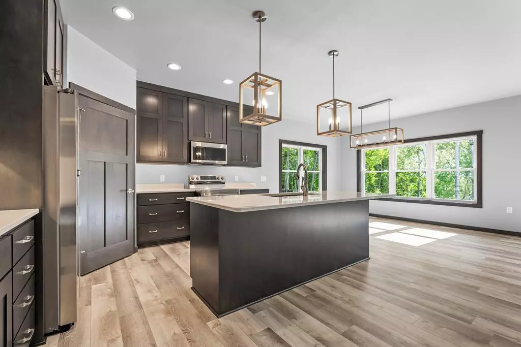Sturgeon Bay, WI 54235,4352 W Madeline Ln