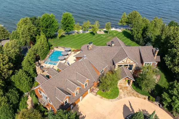 Sturgeon Bay, WI 54235,5707 Bay Shore Dr