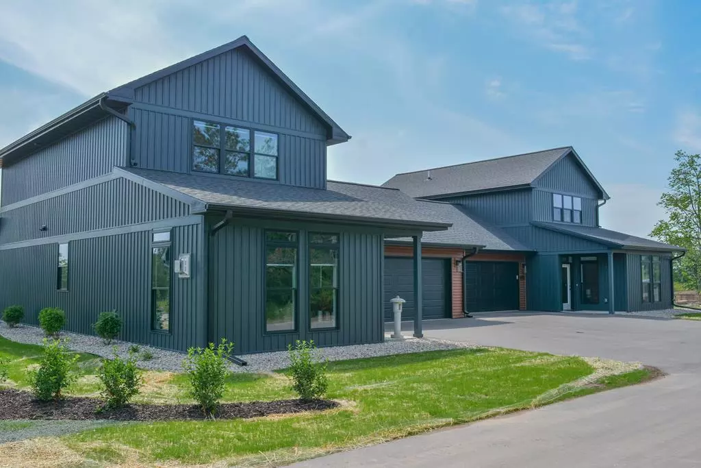 Fish Creek, WI 54212,4112 Choke Cherry Ln Unit 2001