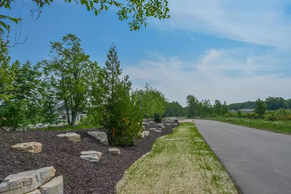 Fish Creek, WI 54212,4112 Choke Cherry Ln Unit 2001