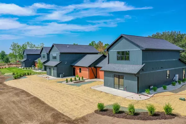 Fish Creek, WI 54212,4112 Choke Cherry Ln Unit 2002
