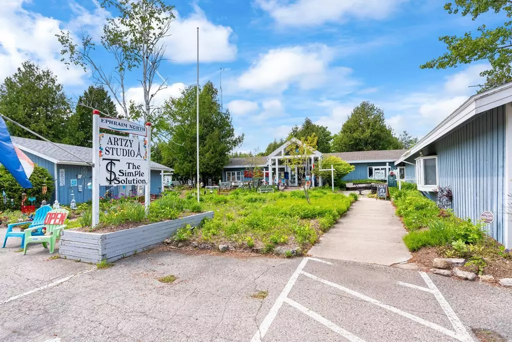 Ephraim, WI 54234,10331 Water St