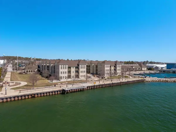 Sturgeon Bay, WI 54235,107 N 1st Ave