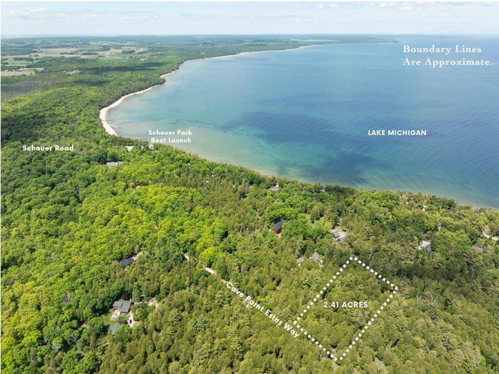 5548 Cave Point Estates Way, Sturgeon Bay, WI 54235