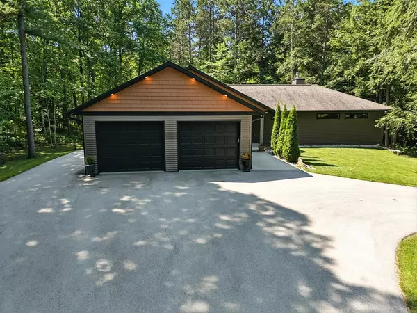 Sturgeon Bay, WI 54235,2515 Canal Ln