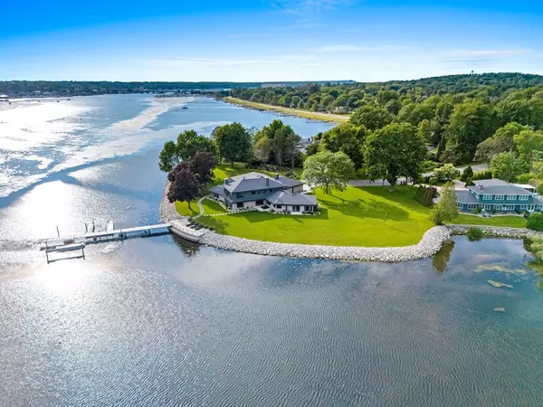 Sturgeon Bay, WI 54235,55 Utopia Cir