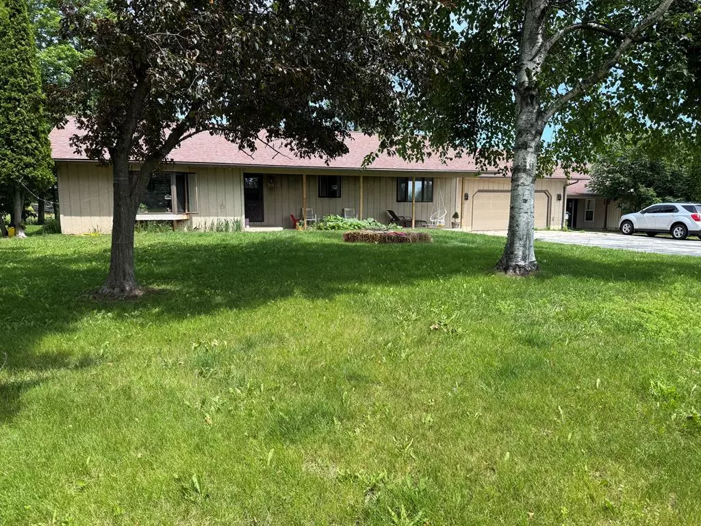 Ellison Bay, WI 54210,12252 Hwy 42