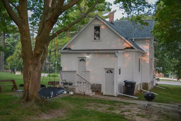 Sturgeon Bay, WI 54235,532 N 8th Ave