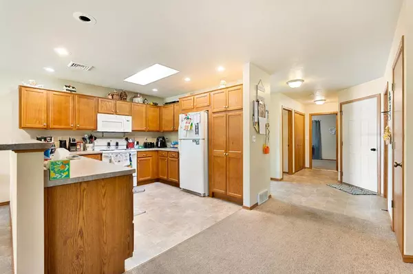 Sturgeon Bay, WI 54235,919/923 S Fulton Ave