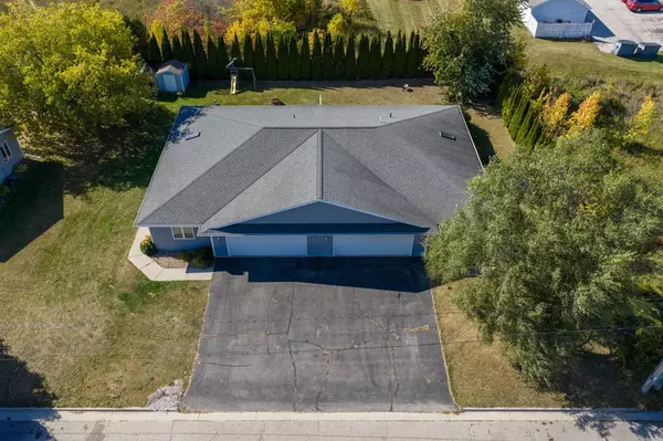 Sturgeon Bay, WI 54235,919/923 S Fulton Ave