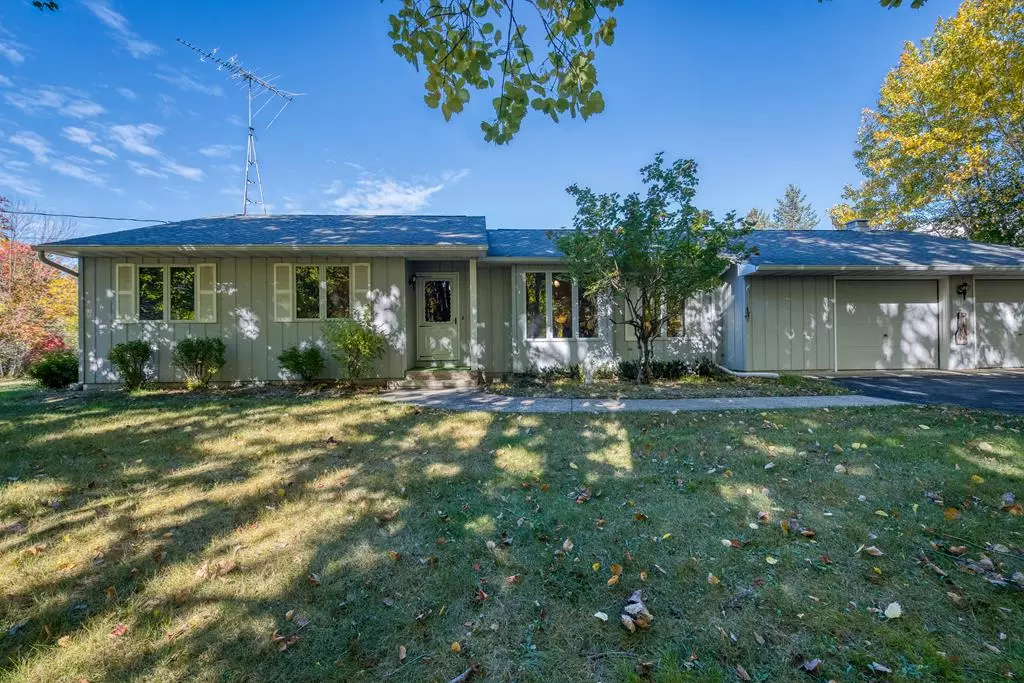 Ephraim, WI 54211,3044 Meadow Ln