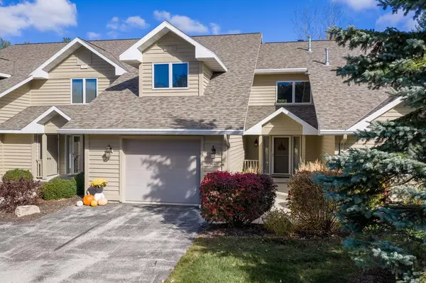 9300 Half Mile Bridge Ln, Fish Creek, WI 54212