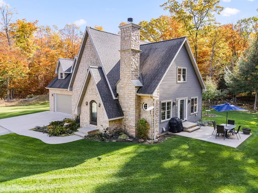 Egg Harbor, WI 54209,6252 Maple Run